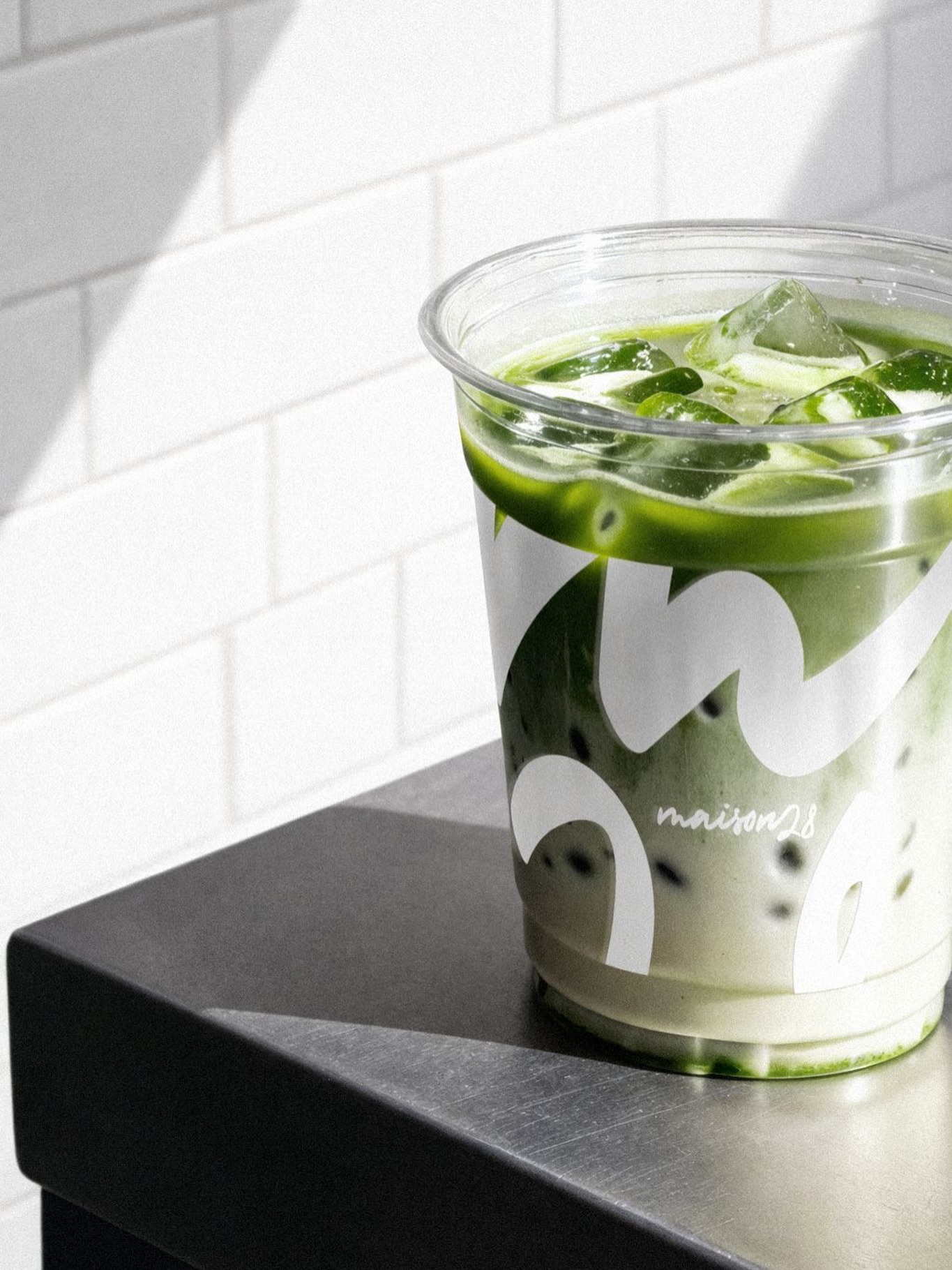Iced Matcha frais préparé chez Maison 28 Perpignan
